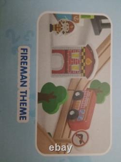 110PCS Wooden Train Set Toy Magnetic Trains with Wooden Track Set for Kids