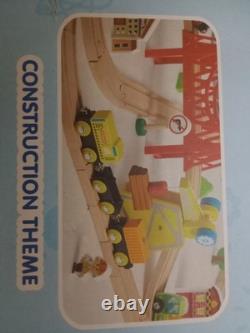 110PCS Wooden Train Set Toy Magnetic Trains with Wooden Track Set for Kids