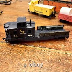 1974 Lionel HO Scale 1480 Train Set B&O Gold Chessie Diesel and Crane WORKING