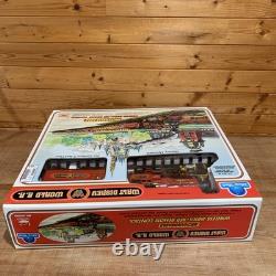 1988 Vintage Walt Disney World RR Railroad Infra-Red Train Track Set