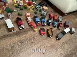 1997 Thomas The Train Wooden 139pc Vintage Set Bump Clickety Clack Swivel Track
