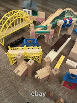 1997 Thomas The Train Wooden 139pc Vintage Set Bump Clickety Clack Swivel Track