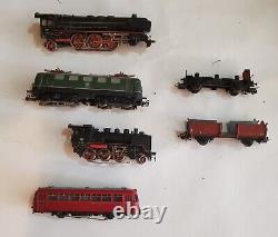 25K MARKLIN TRAIN SET COMPLETE Approx 400ft of track, switches, signals, cars