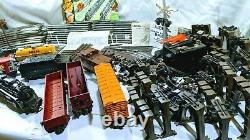 50's Lionel Train Set with Accessories Locomotive Shell Track Transformer Book++