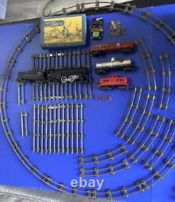 American Flyer 307 train settrack/whistle/transformers Untested