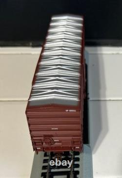 Athearn Union Pacific Iron Horse HO Scale Train Set PLUS 8 Extra Pieces Of Track