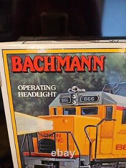 BACHMANN HO Pacific Flyer Train Set Item No. 37523 105 Pieces New