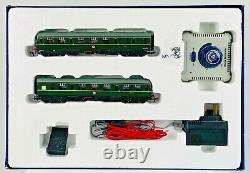 Bachmann 00 Gauge 30-160'rural Commuter' Train Set Class 105 Dmu & Track