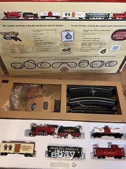 Bachmann 00724 HO Scale Jingle Bell Express Train Set EZ Track System Complete