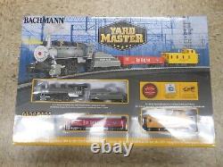 Bachmann 00761 HO Scale Yard Master Train Set