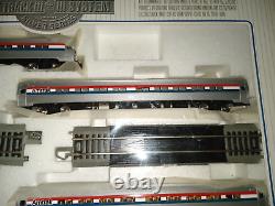 Bachmann E-Z Track System Patriot Amtrak Silver Series HO Scale Electric Train