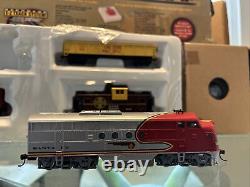 Bachmann HO Santa FE Flyer with EZ Track 00647 Train Set New In Open Box