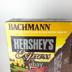 Bachmann Hershey's Express HO Scale Train Set 00672 E-Z Track Sys EMD GP40 Loco