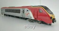Bachmann OO Gauge Class 220 Voyager 3 Car Train Set Virgin Trains + Oval Track