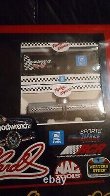 Brand New Vintage Dale Earnhardt Goodwrench Racing Express Electric Train Set