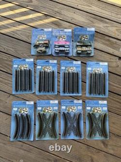 Cobblestone Corners Windham Heights Christmas Village 2004 Train Track Full Set