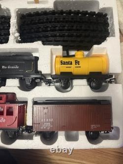 EZTEC Silverado Express Train Set COMPLETE Wireless Remote Control 25' Track
