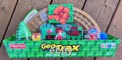 Fisher Price Geotrax Holiday Train Green Track Set Toys R Us Sealed 2010
