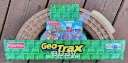 Fisher Price Geotrax Holiday Train Green Track Set Toys R Us Sealed 2010