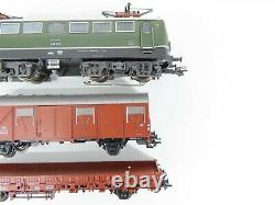HO Scale Marklin 29855 Digital Premium Starter Train Set with Track & Controller