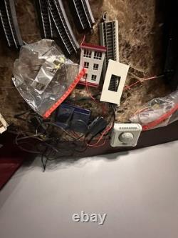 HO-Scale Train Track Set, Switches