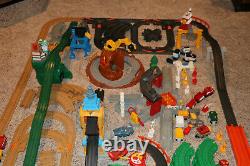 HUGE Lot #4 Fisher Price Geotrax Train Set Trains Track Buildings Roundhouse