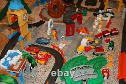 HUGE Lot #4 Fisher Price Geotrax Train Set Trains Track Buildings Roundhouse