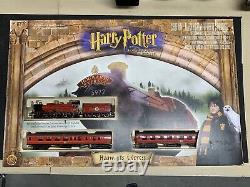 Harry Potter And The Sorcerers Stone Hogwarts Express Bachmann HO Train Set RARE