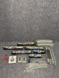 Hawthorne Village Batman Express Locomotive Train 6 Piece Set with Track