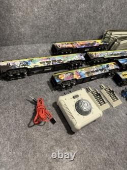 Hawthorne Village Batman Express Locomotive Train 6 Piece Set with Track