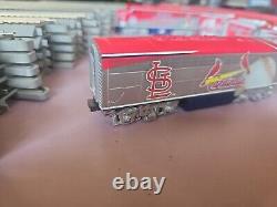 Hawthorne Village St. Louis Cardinal Train Set HO Scale