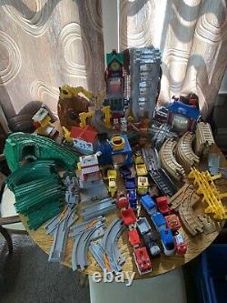 Huge Lot Fisher Price Geo Trax Train Track Set List Of Items In Picture