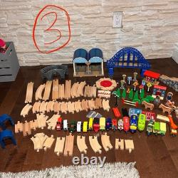 Huge Lot Mixed Wooden Railway Train Set Track Limited Imaginarium ToysRUs Thomas