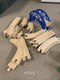 Huge Lot TOMY Thomas And Friends Train Set, Track, Buildings Engines 100+ Pieces