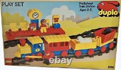 LEGO 2701 Duplo PreSchool Express Train Station Set & Tracks RARE Vintage 1988