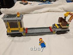 LEGO City 3677 Red Cargo Train -100% Complete with Power Functions, Track, Manuals