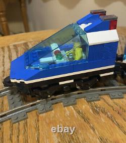 LEGO RAILWAY 4561 EXPRESS ELECTRIC TRAIN set No Box. Lego set 4561. All tracks