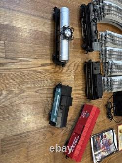 LIONEL New York Central Flyer Train Set Loco/Tend & 3Cars, Tracks&Transf 6-31977