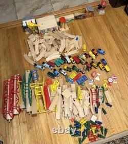 LOT 150+ Large Genuine Wooden Thomas Train Set Trains Track 28 trains vintage