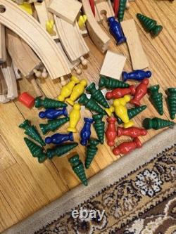 LOT 150+ Large Genuine Wooden Thomas Train Set Trains Track 28 trains vintage