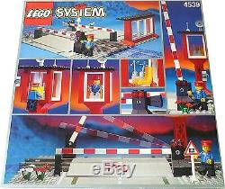 Lego 4539 Train 9 V Track Manual Level Crossing Sealed NEW IN BOX B31