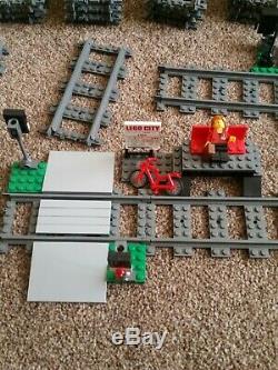 Lego City 7939 Cargo Train. + 7936 & extra track + station