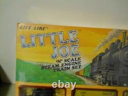 Life-Like Little Joe N Scale Steam Engine Train Set With Oval Track Buildings NOS