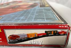 Life-Like Trains 8974? RC Electric Supertrain Set, HO Scale, 47x38 Power-Loc