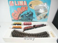 Lima O Gauge Giant Train Set Battery Operated Maroon 4F + 3 Wagons & Track