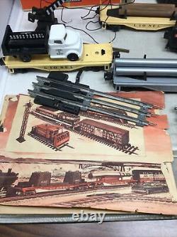 Lionel 249 2-4-2 Steam Set WITH BOX TRACK AND ACCESSORIES Postwar Train Set