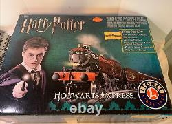Lionel 7-11020 O Gauge Harry Potter Hogwarts Express Steam Train Set with tracks
