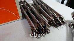 Lionel Electric Train Set New York Central Flyer O-27 Scale Gauge + Extra Track
