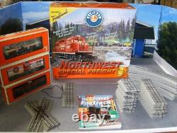 Lionel Northwest Diesel Special Freight Train Set 6-30047 With Extra Track, Cars