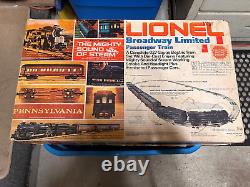 Lionel O-27 Broadway Limited 6-1487 Passenger Train Set With Track & Power